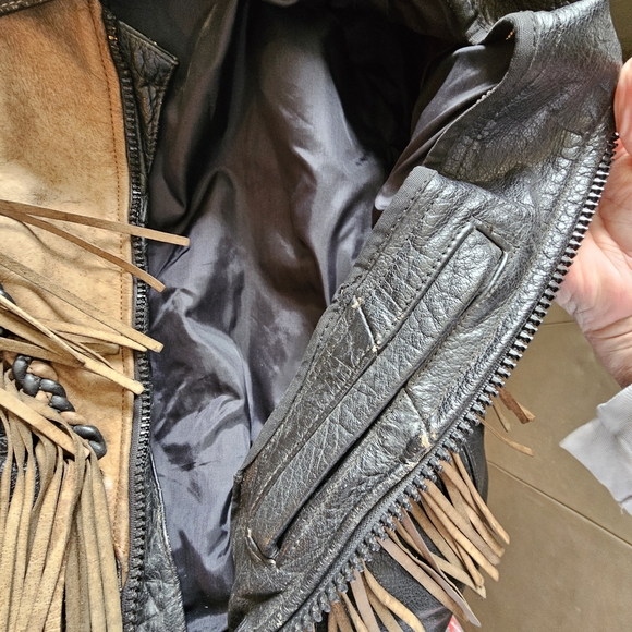 Black and Tan Fringe Leather Jacket - Picture 3 of 8